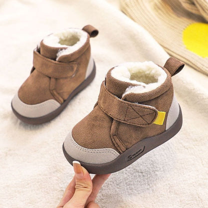 LuvRoxy™ Infant Winter Boots – Plush and Soft Sole Baby Snow Shoes