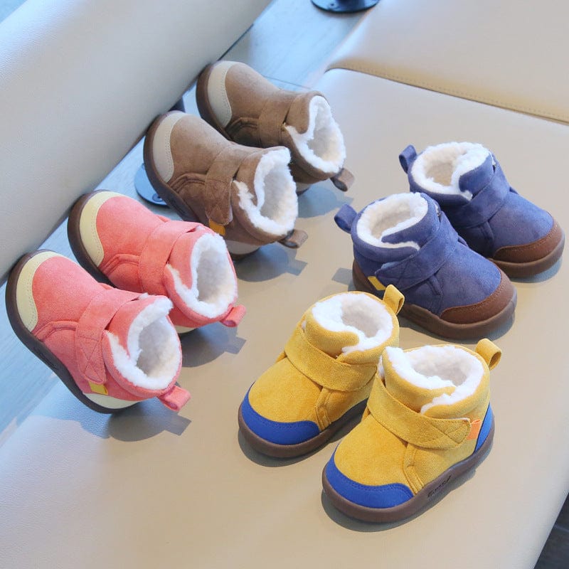 LuvRoxy™ Infant Winter Boots – Plush and Soft Sole Baby Snow Shoes